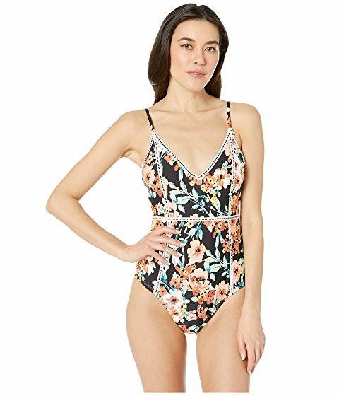 Swimsuits for Small-Busted Women - Swimsuits for Small Chests