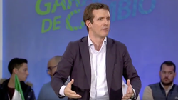 Casado, en el mismo mitin: del 