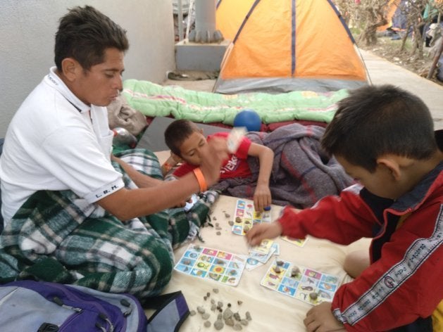 César y sus hijos, Jefferson y Kenner.