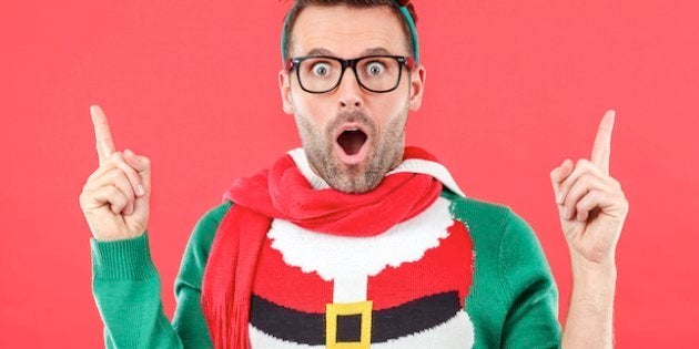 Papá Noel, Jesús y un cartón de agua: la desconcertante sudadera de Navidad  que encontrarás en Primark | El HuffPost Tendencias