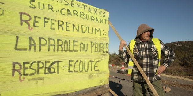 Un manifestante de los chalecos amarillos, el pasado martes en Dions, Francia.