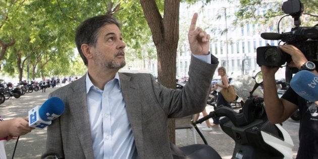 El exdirigente de CDC Oriol Pujol, sale de la Ciutat de la Justicia.
