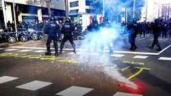 21-D: Tensa carga policial en