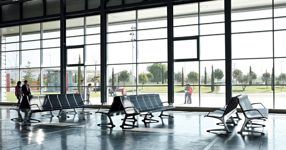 El asiento perfecto para largas esperas | El HuffPost