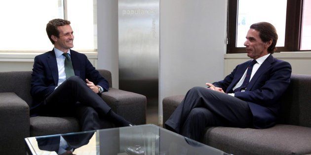 Pablo Casado reunido con el expresidente del Gobierno, José María