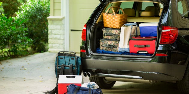 Cómo colocar correctamente las maletas en el maletero del coche | El  HuffPost Tendencias