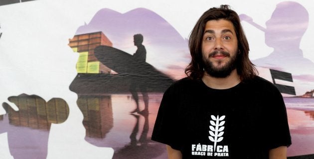 El músico portugués Salvador Sobral, ganador del Festival de Eurovisión en 2017, durante una rueda de prensa en San Sebastián, donde ha actuado en el 53 Heineken Jazzaldia.