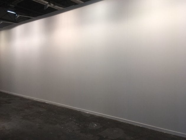 La obra ya ha sido retirada de la Galería Helga de Alvear.