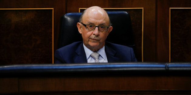 Cristóbal Montoro, ministro de Hacienda. REUTERS/Juan Medina