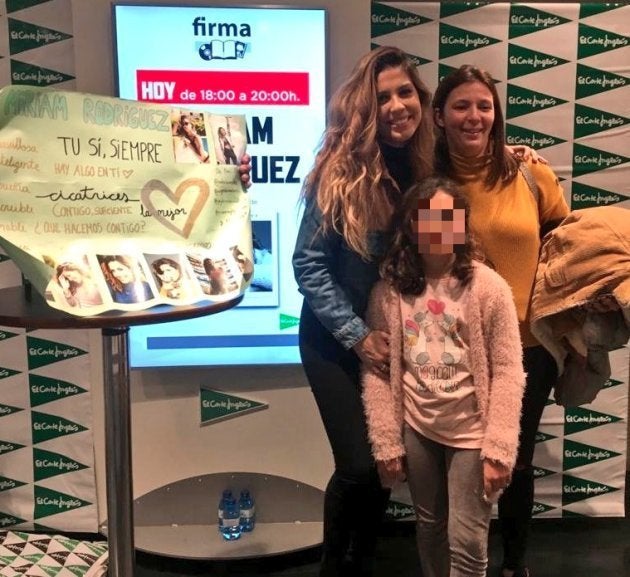 Firma de discos de Miriam en
