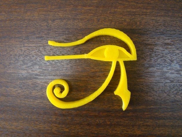 Uno de los colgantes que se imprimieron en el proyecto 3D.