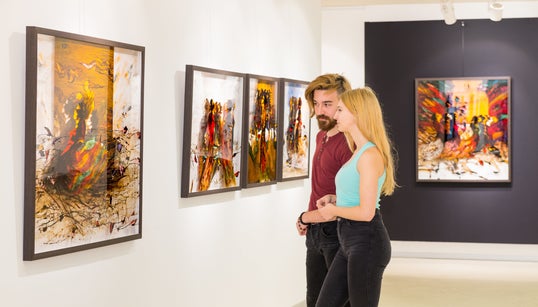 Ir a museos puede ayudarte a reducir el dolor