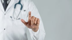 Críticas a un médico canario que se quejó por la huelga