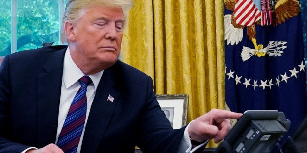 El presidente de EEUU durante su conversación con Peña Nieto