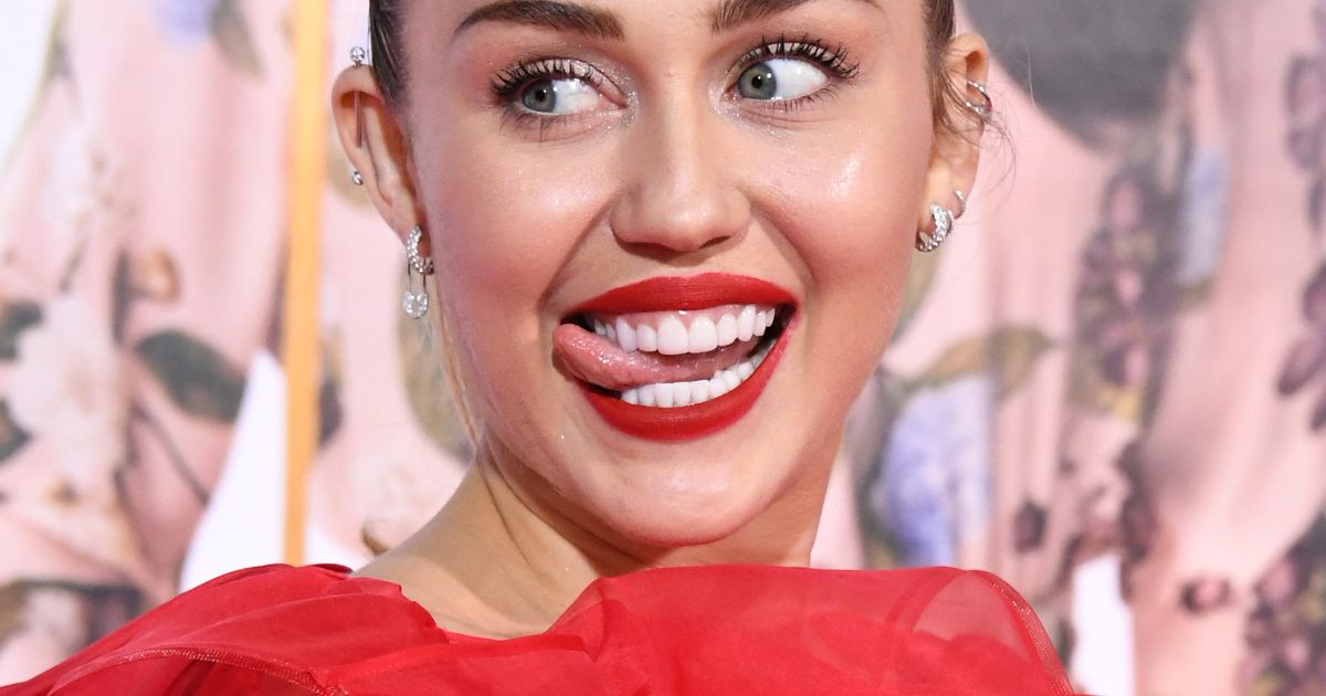Probablemente La Felicitacin De Miley Cyrus Sea La Ms Porno De San