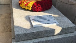 Azaña vive entre