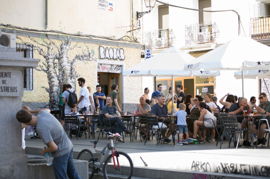 Un paseo por Embajadores, el barrio más 'cool' del