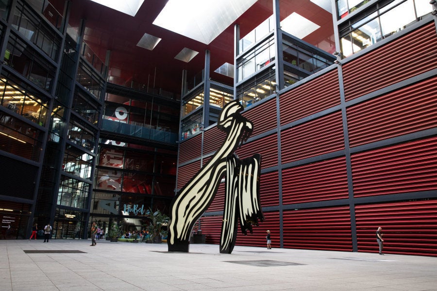 Un paseo por Embajadores, el barrio más 'cool' del