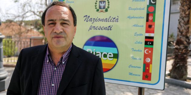 El Gobierno ultraderechista de Italia arresta a un alcalde acusado de favorecer la inmigración