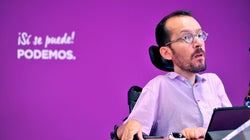 El 'recadito' de Echenique a los asistentes al acto de Vox y la monarquía que se le vuelve en