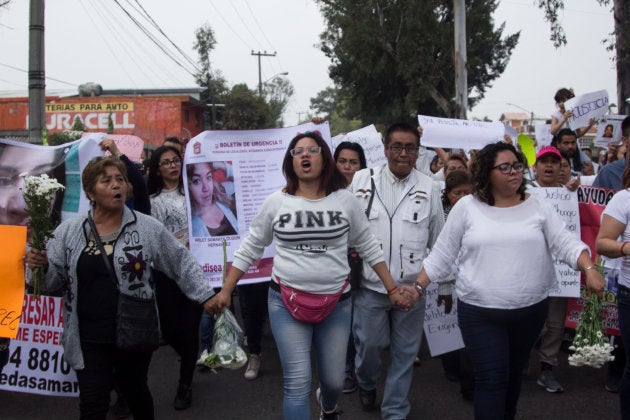 Cientos de mujeres marchan para exigir justicia y