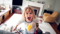Seis errores que pueden convertir a tu hijo en un