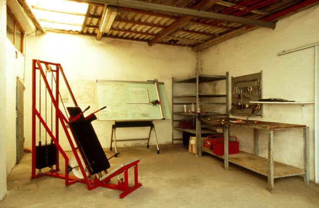 La primera maquina que inventó Nerio Alessandri fue una jaca, una máquina para hacer squats con