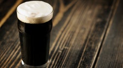 ¿Por qué nos gusta tanto la cerveza si al principio la