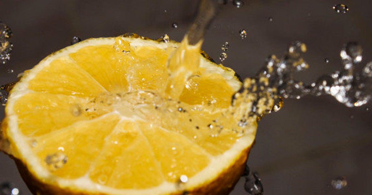 el agua con limon corta la menstruacion