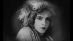 Del surrealismo, Olivier Assayas y Germaine