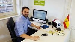 En esta foto del líder de Vox había muchos detalles a los que sacar