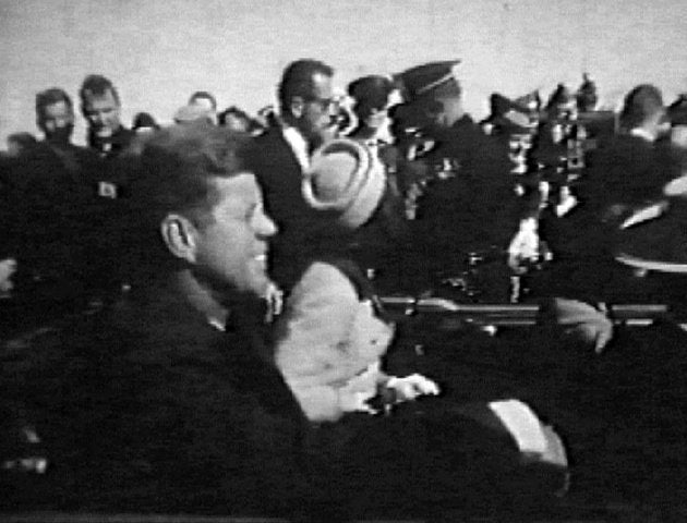 Captura de vídeo de los instantes previos al asesinato de Kennedy
