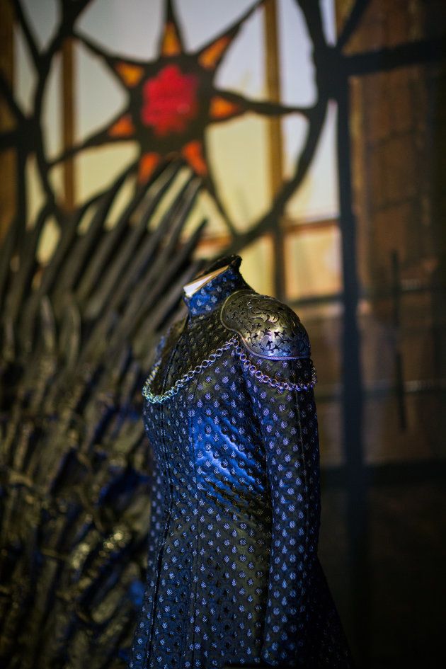 Vestido de luto de Cersei Lannister cuando es coronada reina regente de los Siete Reinos, tras la muerte de su hijo Tommen.