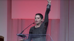 Rose McGowan pide a las mujeres que se