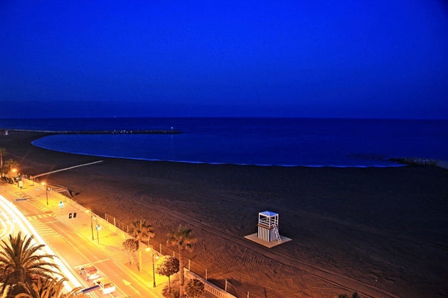 Vista de la playa al