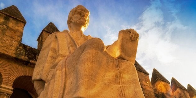 Estatua de Averroes en Córdoba.