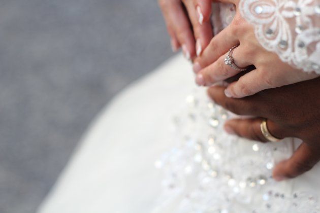 16 cosas insultantes que los invitados de una boda le dicen a la