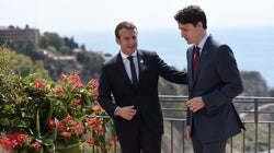 Estas fotos de Macron y Trudeau en el G7 están inspirando las historias de amor más