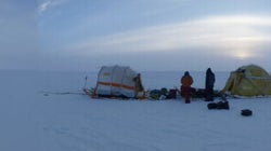 Un sobrepeso de 300 kilos de nieve… y cuesta