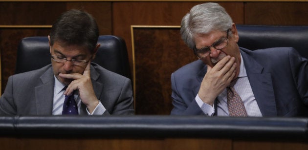 El ministro de Justicia, Rafael Catalá, y el de Exteriores, Alfonso Dastis.