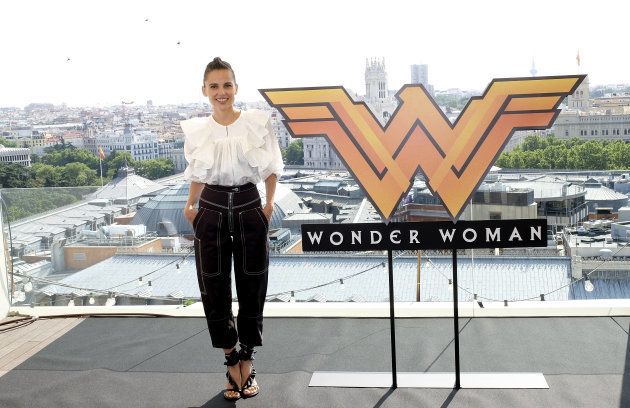Elena Anaya en el 'photocall' de 'Wonder Woman' en Madrid, el 22 de junio de