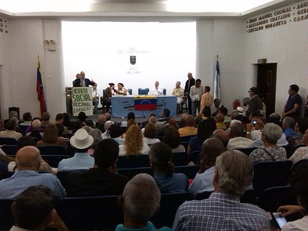 Encuentro vecinal contra la Asamblea Constituyente que propone Maduro