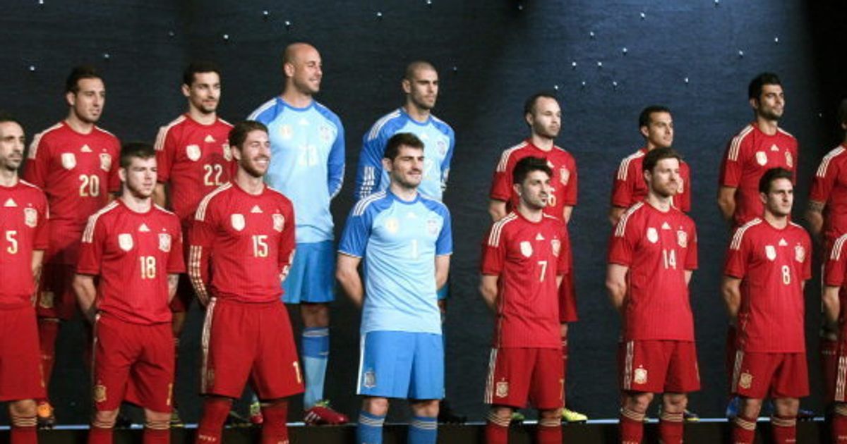 La selección española de fútbol lucirá una equipación 'muy roja' en el Mundial de Brasil (VÍDEO ...