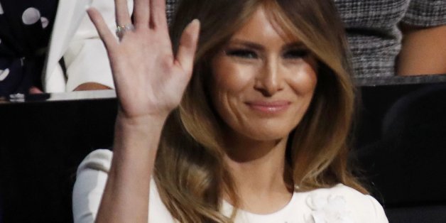 Un Periódico De Nueva York Publica Fotos De Melania Trump Desnuda En ...