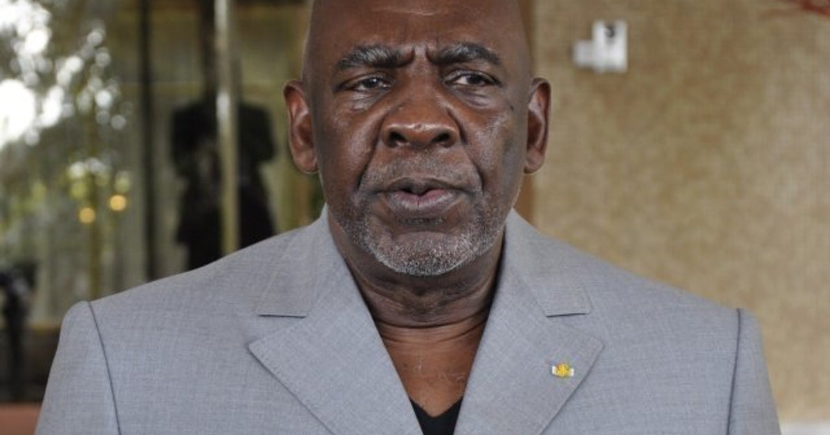 Cheick Modibo Diarra, el primer ministro de Mali, es arrestado por ...
