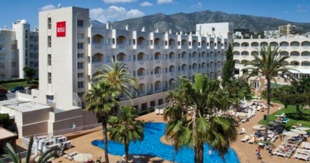 Un hotel de Málaga regala sus muebles y tiene que cerrar por la