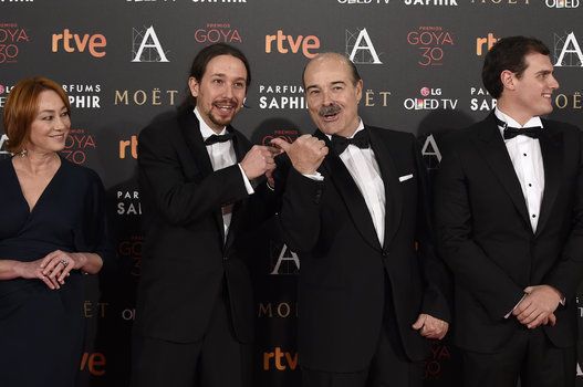 Pablo Iglesias y el presidente de la Academia de Cine, Antonio Resines