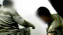 Virtual crimen de guerra de torturas en