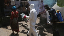 ¿Es todavía posible controlar la epidemia de ébola en África
