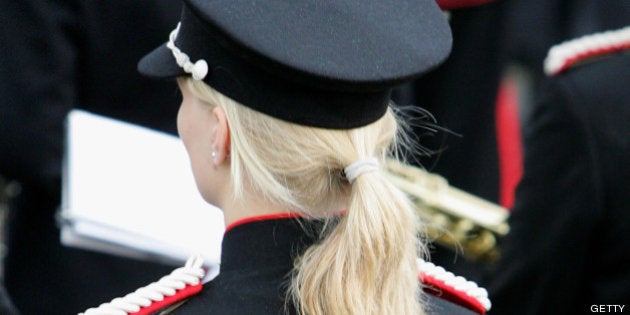 Noruega obligará a las mujeres a cumplir el servicio